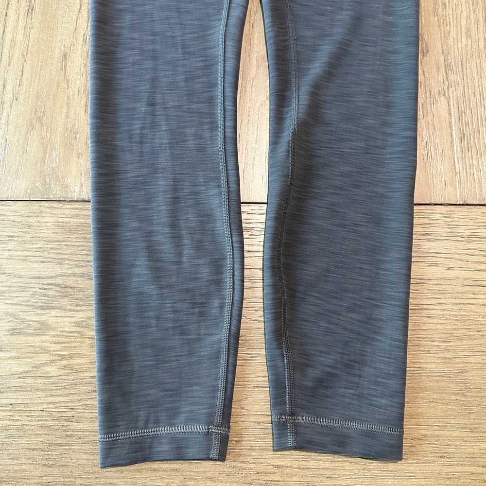 Lululemon Wunder Train High-Rise Tight 25” Size 6 Gray Spacedye - Picture 3 of 10